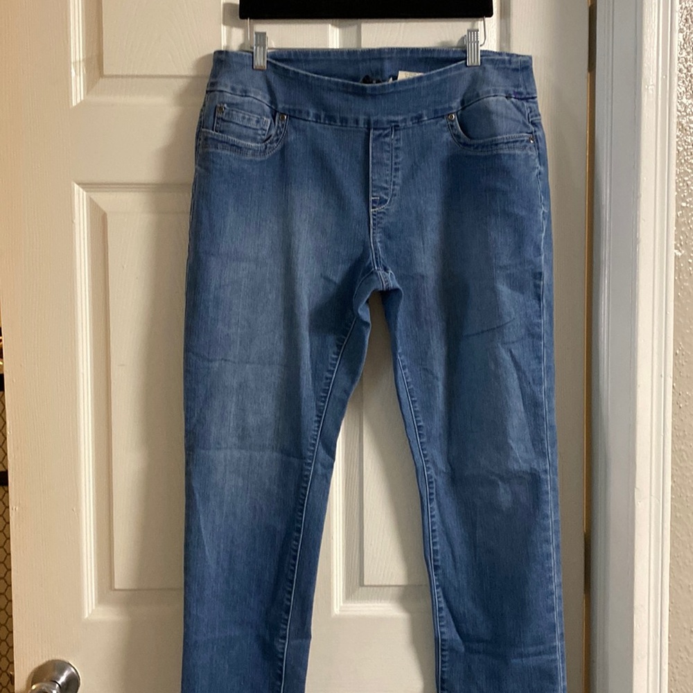 Pre owned stretch waist band washed blue berry denim jeans